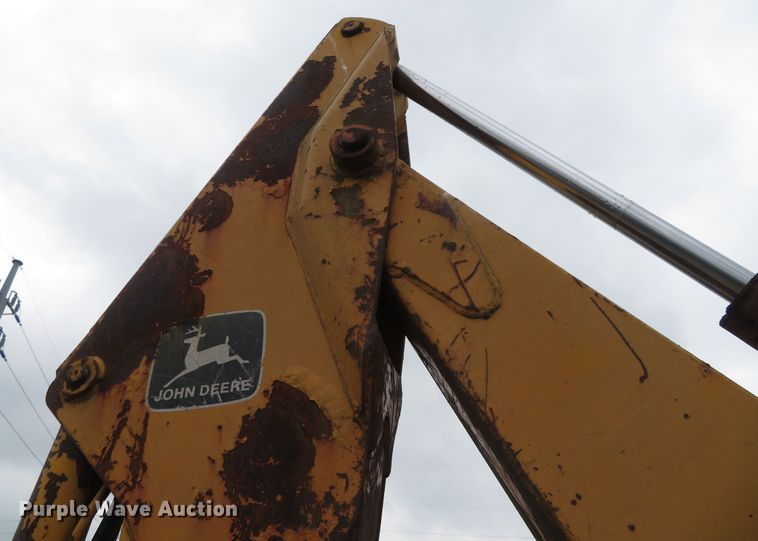 image for item DN5878 John Deere 410D  backhoe