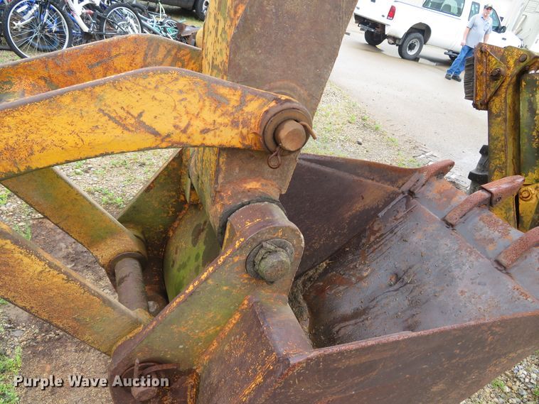 image for item DN5878 John Deere 410D  backhoe