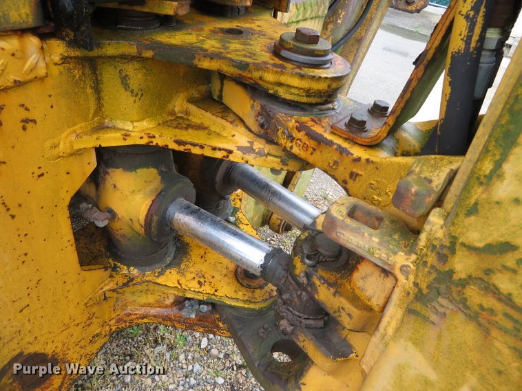 image for item DN5878 John Deere 410D  backhoe