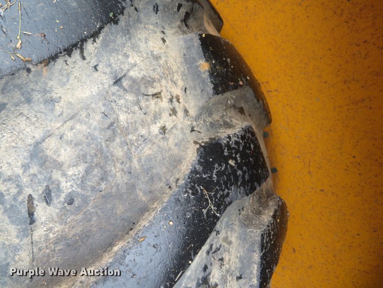 image for item DN5878 John Deere 410D  backhoe