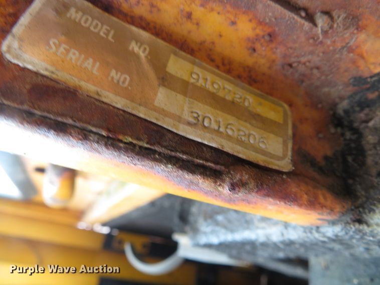 image for item DN5878 John Deere 410D  backhoe