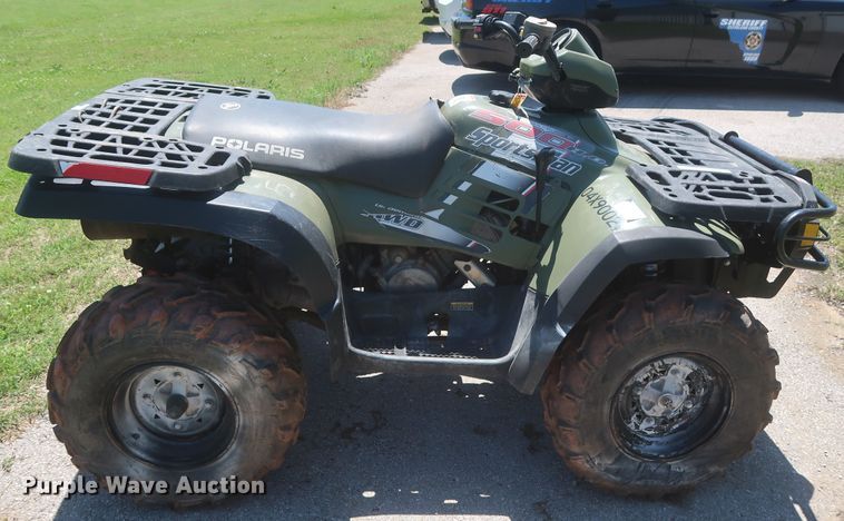 image for item HG9520 2004 Polaris Sportsman 500  ATV