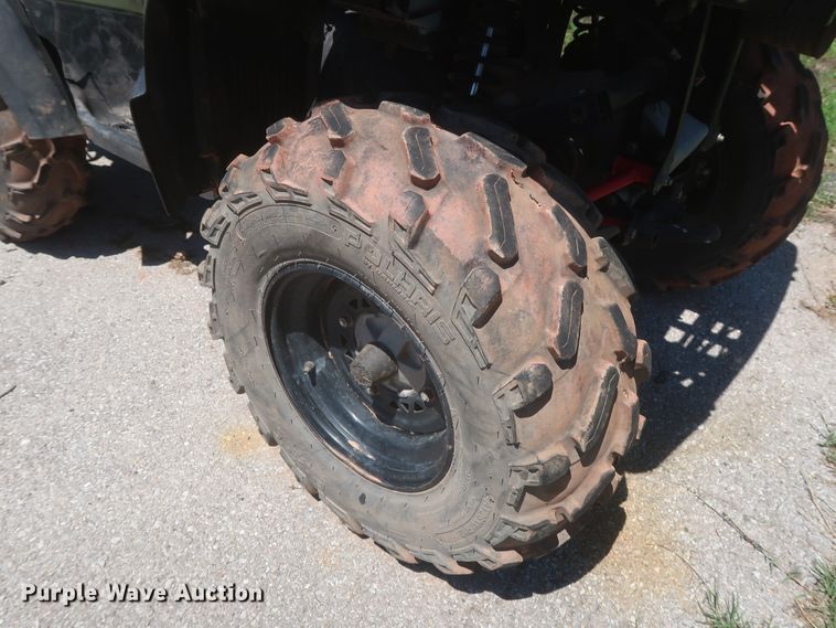 image for item HG9520 2004 Polaris Sportsman 500  ATV