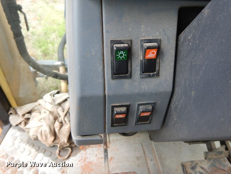 image for item HO9471 Ford 6640  tractor