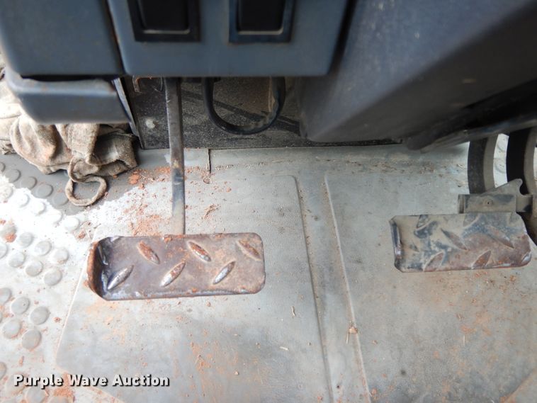 image for item HO9471 Ford 6640  tractor