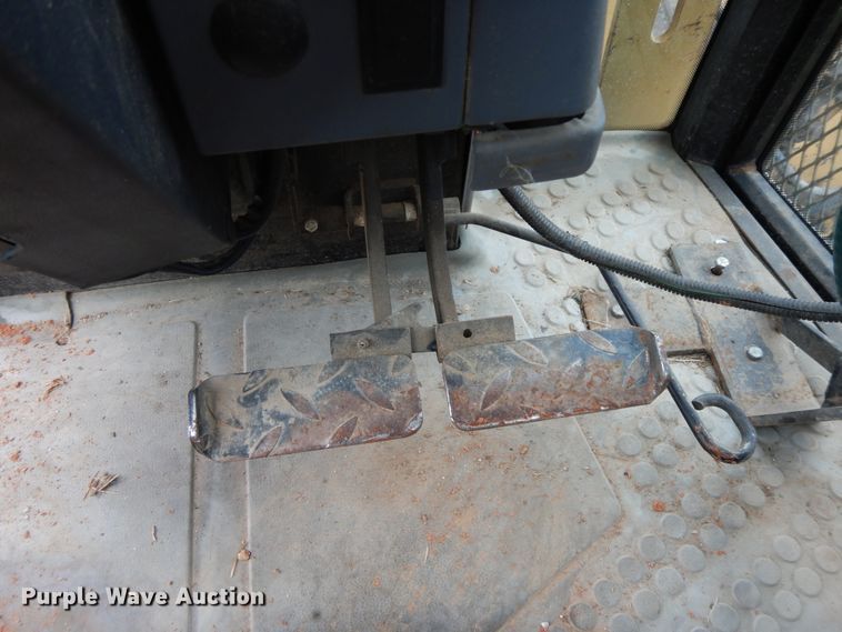 image for item HO9471 Ford 6640  tractor