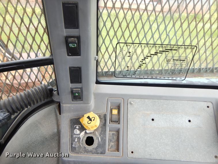 image for item HO9471 Ford 6640  tractor