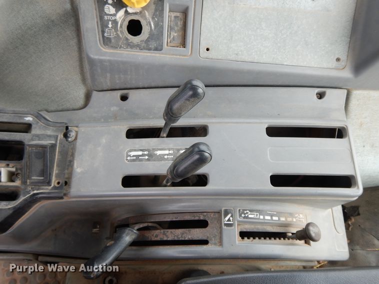 image for item HO9471 Ford 6640  tractor