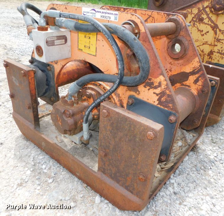 image for item HX9379 Stanley HS6005  plate compactor