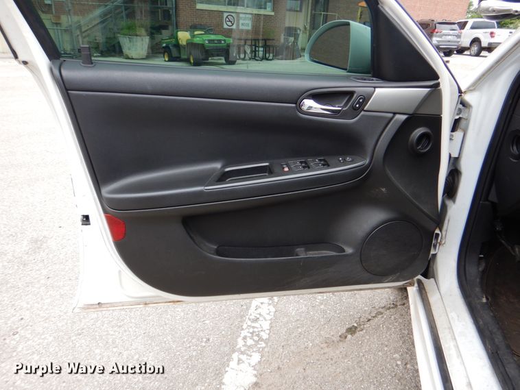 image for item IA9797 2010 Chevrolet Impala Police Cruiser