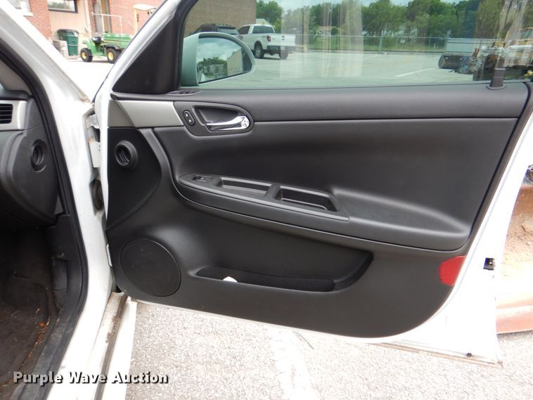 image for item IA9797 2010 Chevrolet Impala Police Cruiser