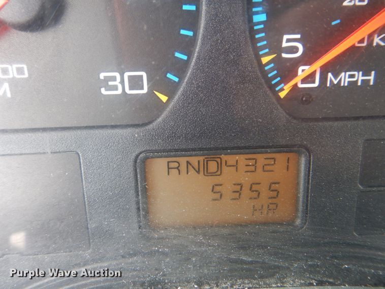 image for item IA9799 2003 International 7400  dump truck