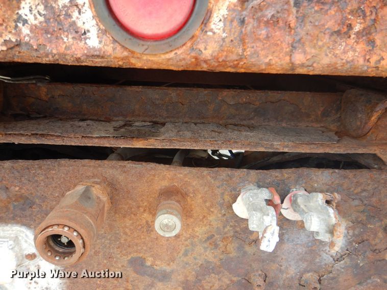 image for item IA9799 2003 International 7400  dump truck