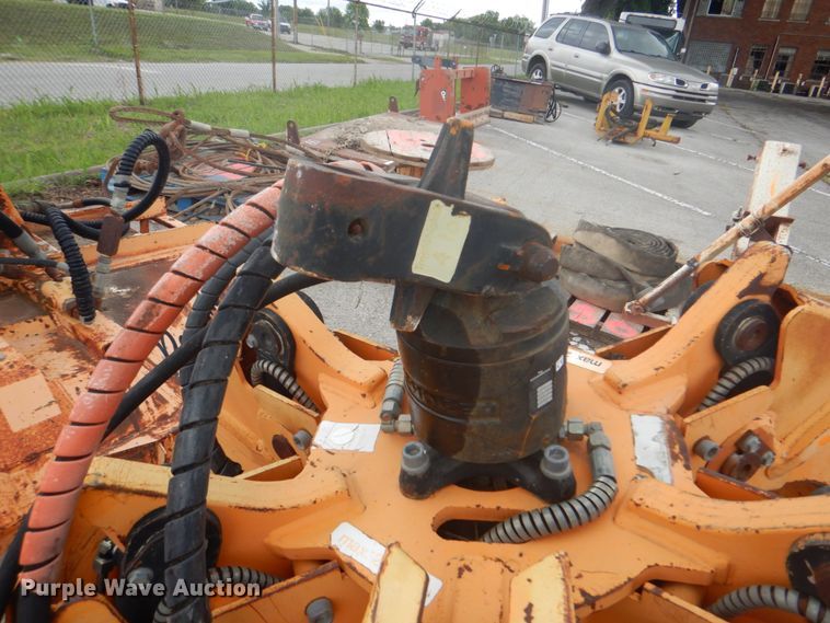 image for item IA9806 1999 Kinsofer 232-20 scrap grapple