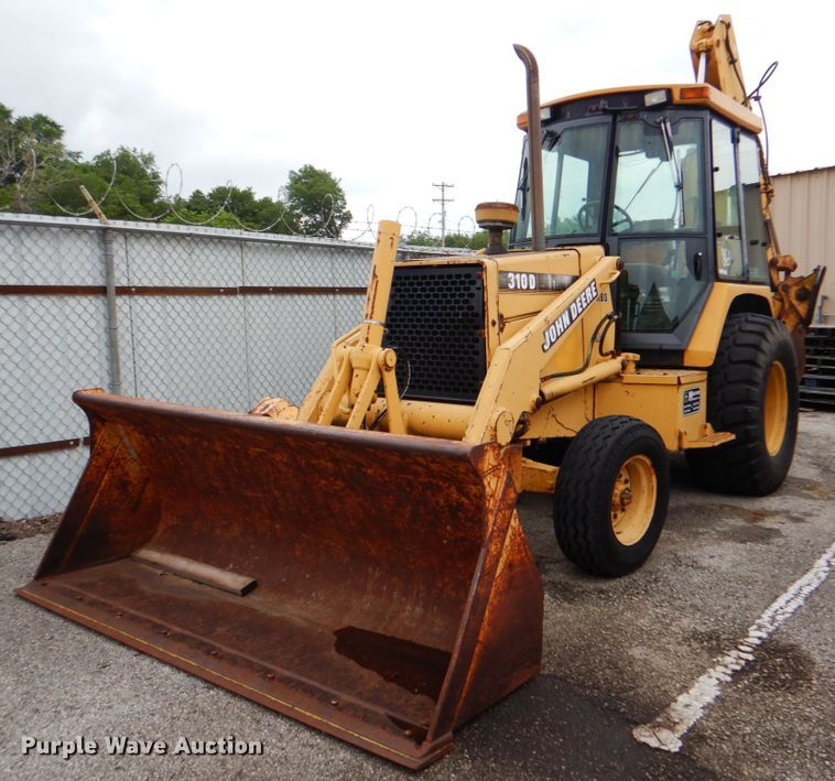 image for item IA9828 1994 John Deere 310D  backhoe
