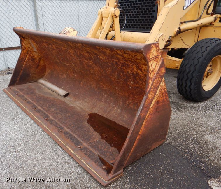 image for item IA9828 1994 John Deere 310D  backhoe