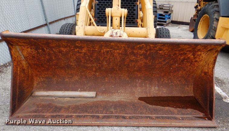 image for item IA9828 1994 John Deere 310D  backhoe