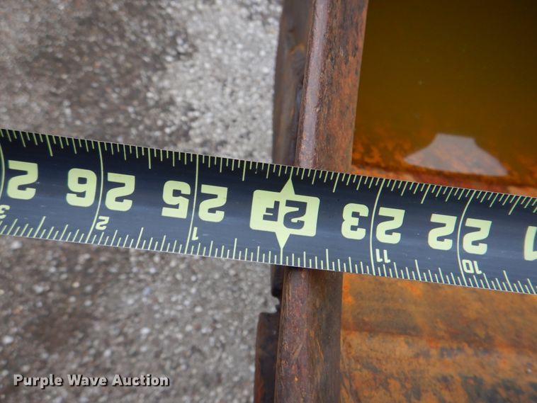 image for item IA9828 1994 John Deere 310D  backhoe