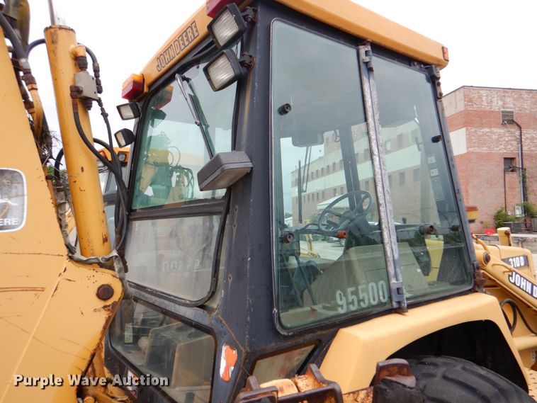 image for item IA9828 1994 John Deere 310D  backhoe