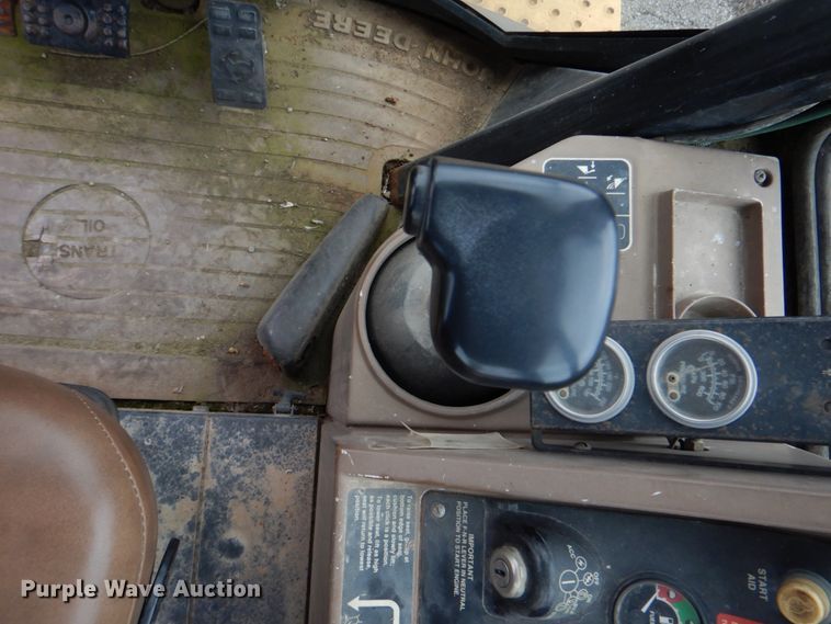 image for item IA9828 1994 John Deere 310D  backhoe