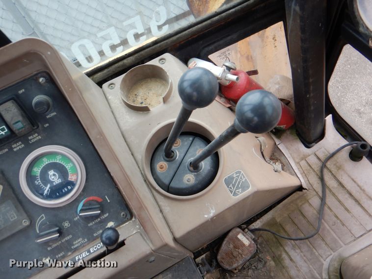 image for item IA9828 1994 John Deere 310D  backhoe