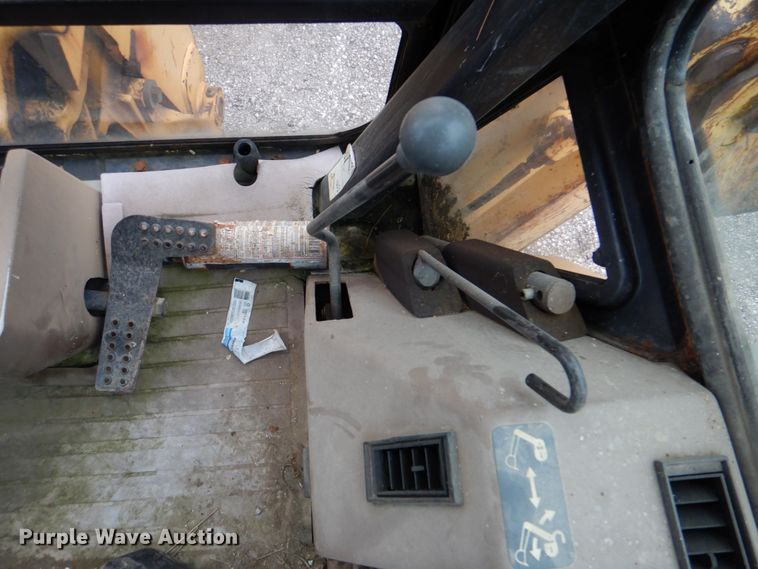 image for item IA9828 1994 John Deere 310D  backhoe