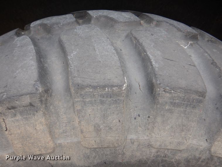 image for item IA9828 1994 John Deere 310D  backhoe