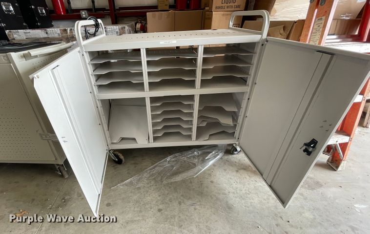 image for item IC9249 (5) laptop carts