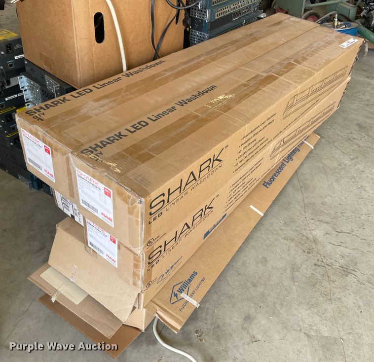 image for item IC9251 Shark 4-50W/D10 RAB lights