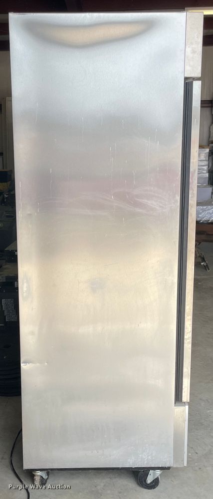 image for item IC9253 True T-23F freezer