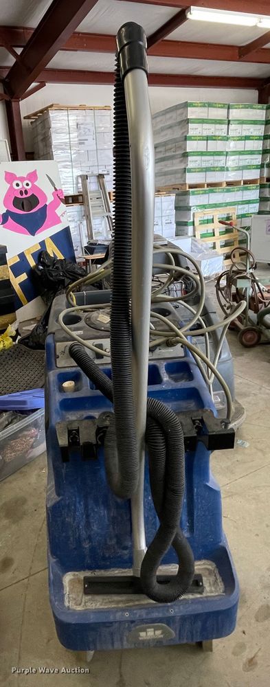 image for item IC9255 Windsor Compass surface cleaning machine