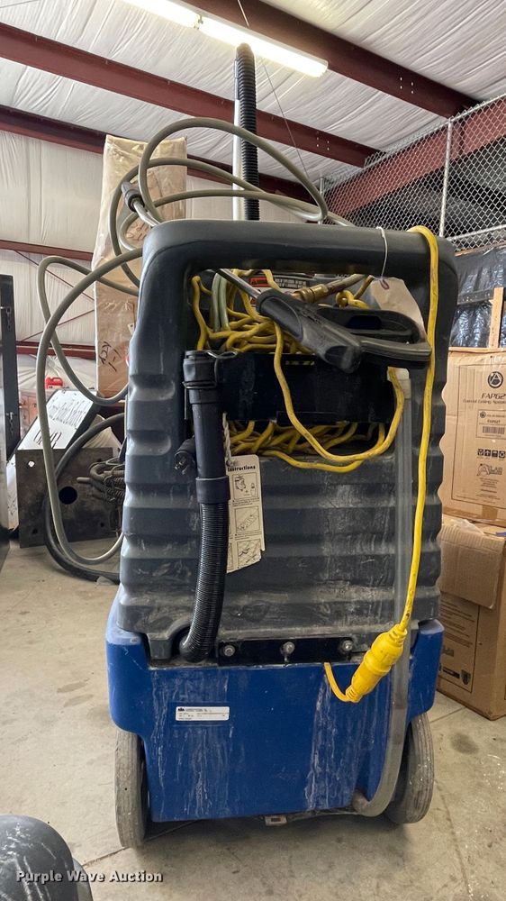 image for item IC9255 Windsor Compass surface cleaning machine