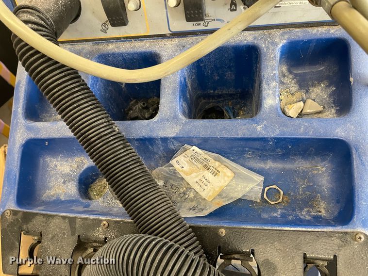 image for item IC9255 Windsor Compass surface cleaning machine