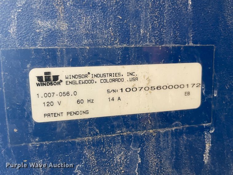 image for item IC9255 Windsor Compass surface cleaning machine