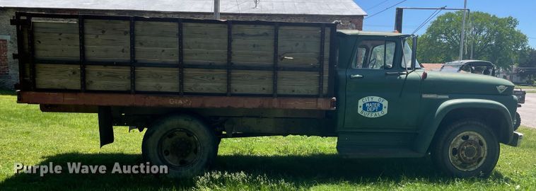 image for item IC9271 1962 GMC 3500  dump truck