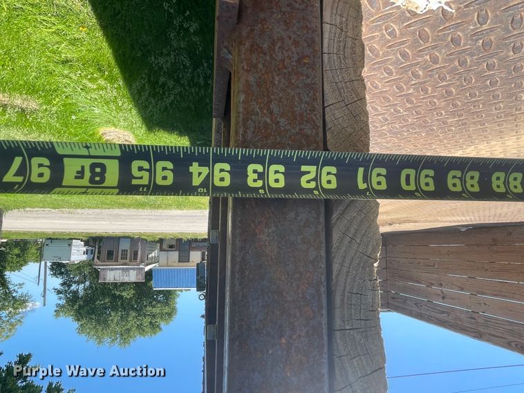 image for item IC9271 1962 GMC 3500  dump truck