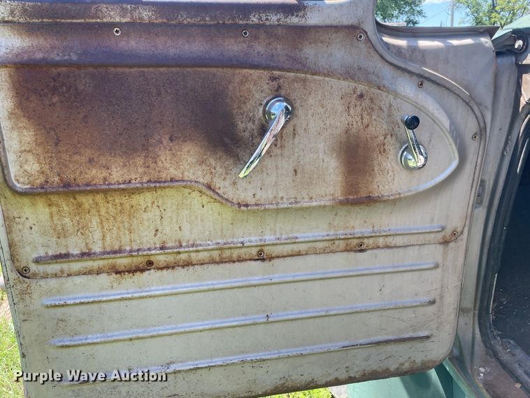 image for item IC9271 1962 GMC 3500  dump truck