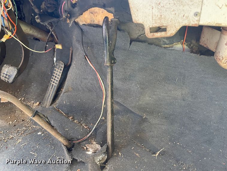 image for item IC9271 1962 GMC 3500  dump truck