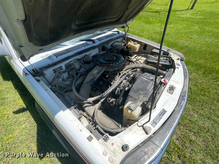 image for item IC9273 1993 Dodge Dakota  pickup truck