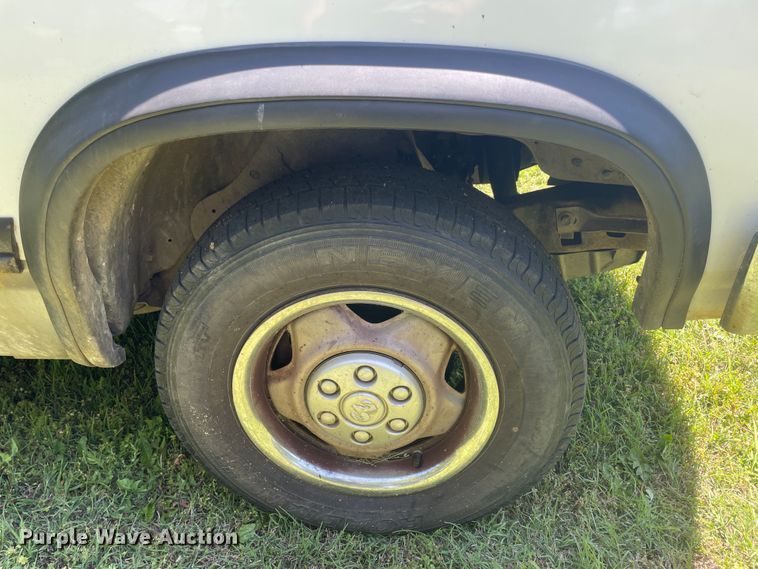 image for item IC9273 1993 Dodge Dakota  pickup truck