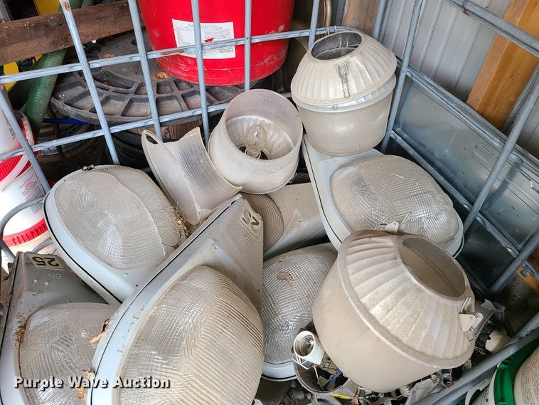 image for item IC9748 Assorted street lights