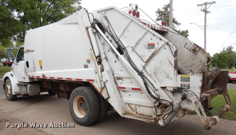 image for item ID9873 2006 Sterling Acterra  refuse truck