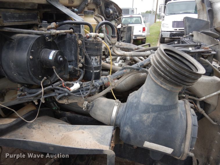 image for item ID9873 2006 Sterling Acterra  refuse truck