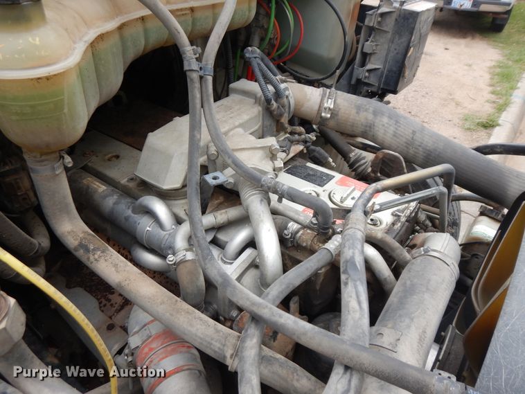 image for item ID9873 2006 Sterling Acterra  refuse truck