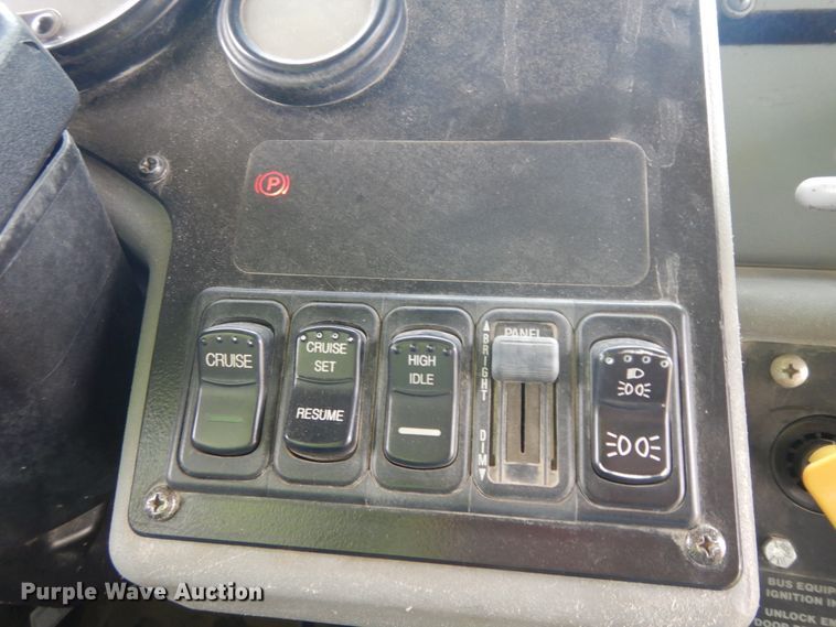 image for item ID9875 2005 Blue Bird Vision  school bus