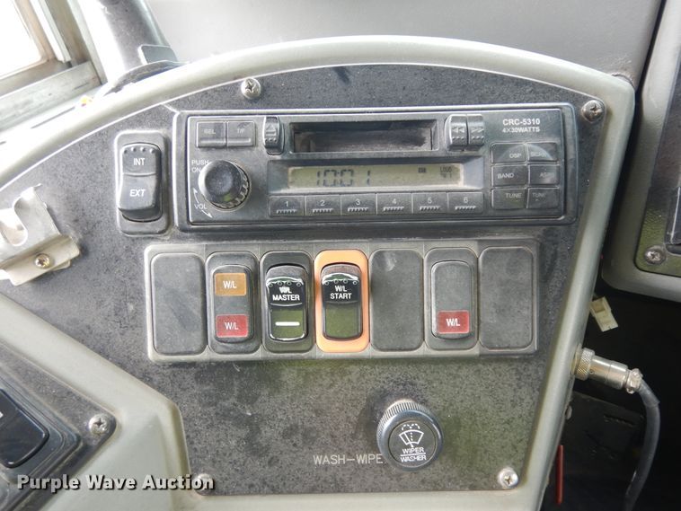 image for item ID9875 2005 Blue Bird Vision  school bus