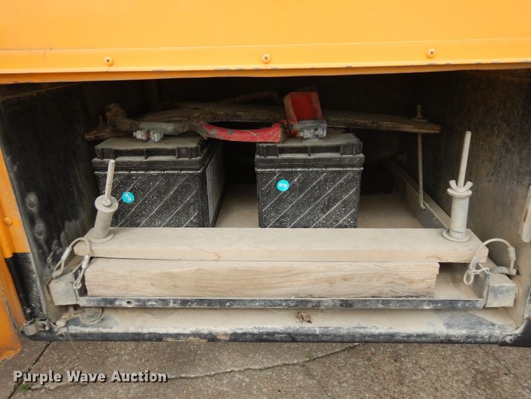 image for item ID9875 2005 Blue Bird Vision  school bus