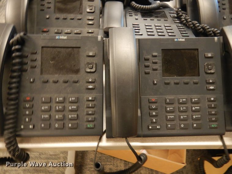 image for item ID9886 (14) Mitel 6867i telephones