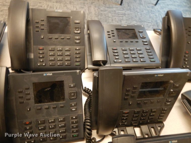 image for item ID9886 (14) Mitel 6867i telephones