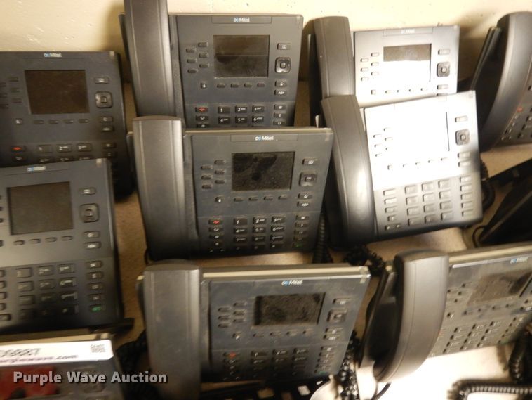 image for item ID9887 (14) Mitel 6867i telephones